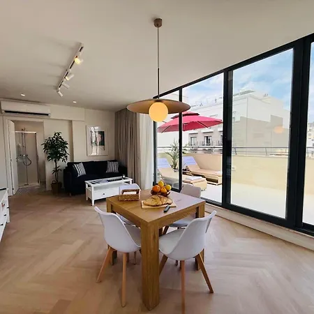 6 Kj Penthouse In The Village Centre Lägenhet *
