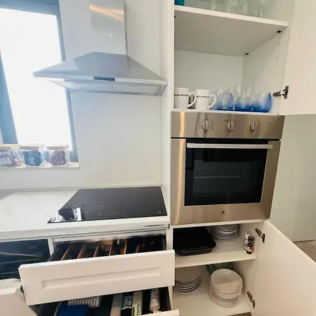 6 Kj Penthouse In The Village Centre * Mellieħa